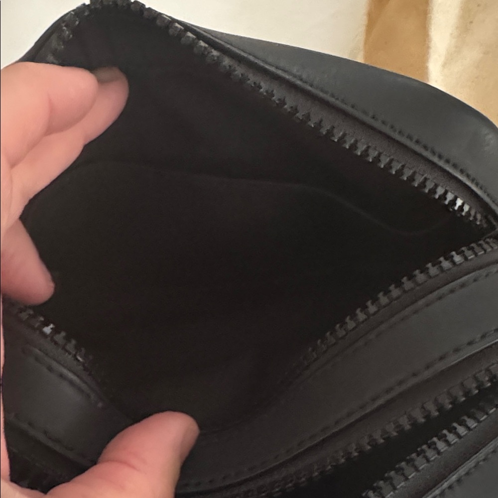 Tory Burch Black Matte mini camera bag - Picture 12 of 12